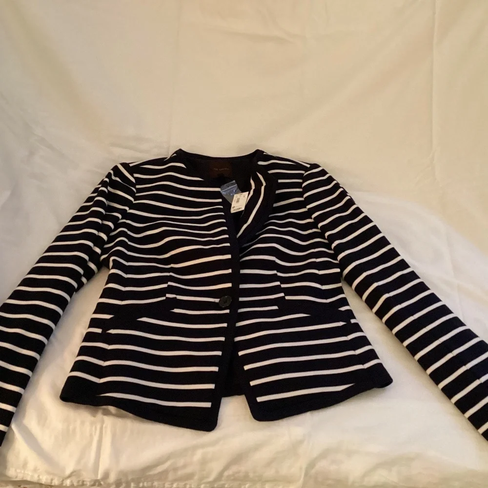 The Limited NWT navy blue / white striped blazer - Picture 1 of 4